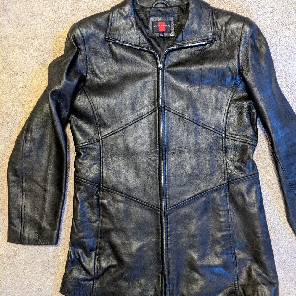 Leather jacket - Picture 3 of 4